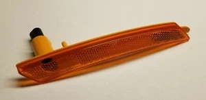 NEW Mini Cooper 2006 OEM Side Marker RR 7212738 Right Rear 63 13 7212 738 Amber - Picture 1 of 4
