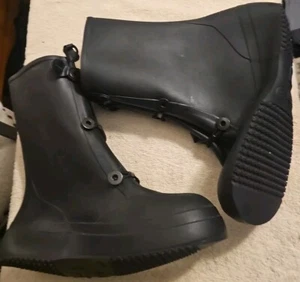 New KCA Military Weatherproof Rubber Boots Size 5 Overboots Black - Picture 1 of 3