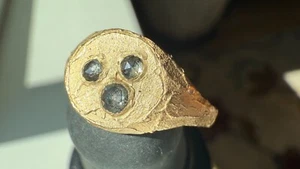 Talking Tree Clay and Stone Signet 14k gold and rose cut grey diamond ring $2200 - Picture 1 of 14