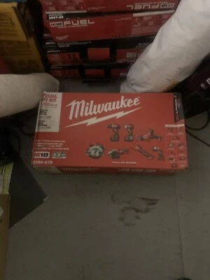 Milwaukee M18 18V 7-Tool Cordless Combo Kit (2695-27S) - Image 1 of 3