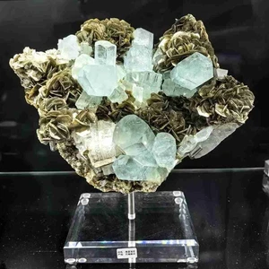 17LB Top Natural Aquamarine Cluster Quartz Crystal Mineral Specimen Mica Sheet - Picture 1 of 9