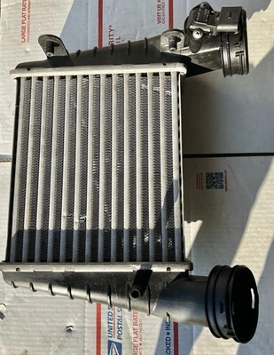 VOLKSWAGEN PASSAT B5 GLS 2003-2005 SEDÁN 1,8 L gasolina turbo intercooler enfriador OEM Foto 1 de 4