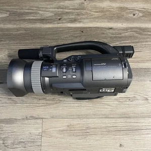 JVC GY-DV300U HandyCam Camera Untested - Picture 1 of 9