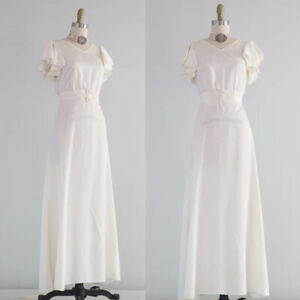 Vintage Wedding Dresses 1950s Ivory Satin V Neck Short Sleeves Retro Bridal Gown