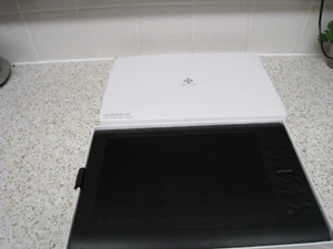 Gaomon graphics tablet and pen - Picture 1 of 4