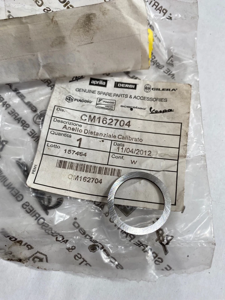 Espaciador de árbol de levas genuino Moto Guzzi Sport Norge gris gris Stelvio 1200 8v CM162704 Foto 1 de 1