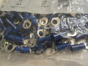 NUEVO PAQUETE DE 100 terminales de anillo de vinilo azul 3M 94729 16-14 AWG #10 perno - Imagen 1 de 3