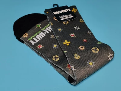 (New) 2014 Bioword Activision Call of Duty Modern Warfare Premium Crew Socks - Image 1 of 3