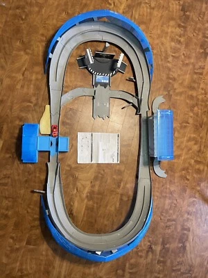Disney Pixar Cars 3 Ultimate Florida Speedway Race Track Set - COMPLETO - con coche Foto 1 de 4