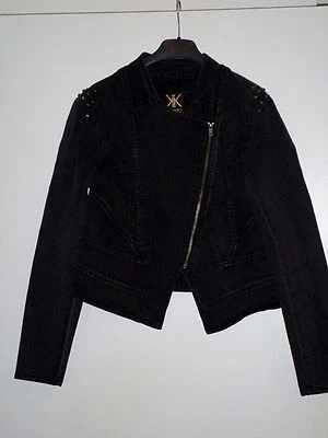 Chaqueta vaquera para mujer Kardashian Kollection Hi-Lo Moto Foto 1 de 4