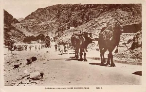 Pakistán - Caravana que pasa desde Khyber Pass - Imagen 1 de 2