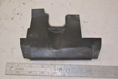 Guia de ar quadro plástico Yamaha Virago 750 4X7-2137Y-00-98 1981-1983 - Imagem 1 de 2