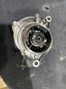BMW 3er E46 Vakuumpumpe Unterdruckpumpe Pumpe Unterdruck Vakuum 72817601 - Bild 1 von 3