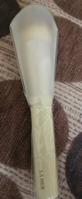 LA MER The Foundation Brush - Ultra Suave - NUEVO - 100% Auténtico - Precio de venta sugerido por el fabricante $70+  Foto 1 de 2