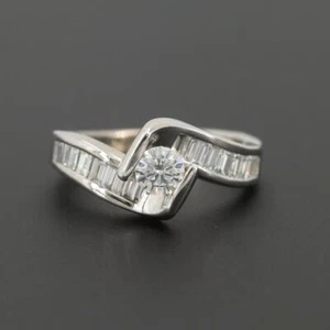 14K White Gold Ladie's Diamond Bypass Ring...approx 1 carat of VS diamonds - Picture 1 of 9