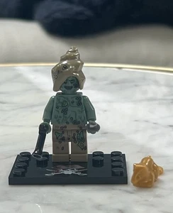 Lego Pirates of the Caribbean Hadras Custom Printed Minifigure - Picture 1 of 2