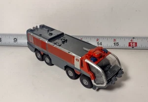 Siku 1/50 Scale 2105 - Rosenbauer Airfield Water Cannon Fire Truck - Red/Grey - Picture 1 of 8