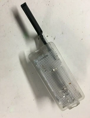 Renault Clio MK3 - Interior Glove Box Courtesy Light - 8200024033 - Image 1 of 4