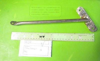 Rickman NOS 500 e 750 CR suporte de montagem de carenagem traseiro destro p/n RK1-228 RK1228 - Imagem 1 de 4