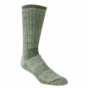 2 Pair REALTREE DRY KNIT with SILVADUR SOCKS Size LARGE OLIVE COLOR - Picture 1 of 4