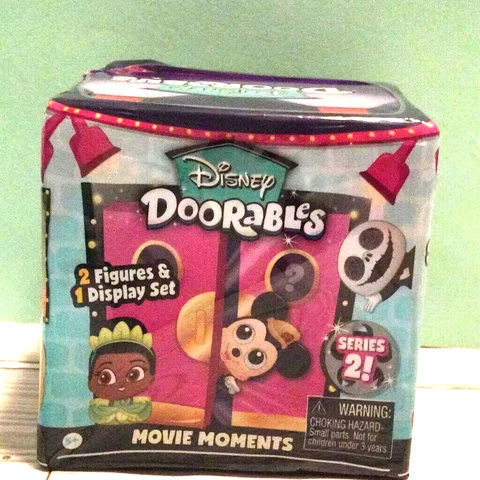 Disney DOORABLES Series 2 MOVIE MOMENTS Dumbo *New* Cover