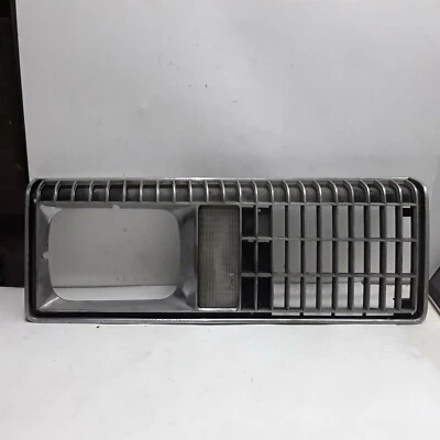 81 1981 Oldsmobile Omega правая пассажирская сторона решетка в сборе OEM 22506834RH - Изображение 1 из 4