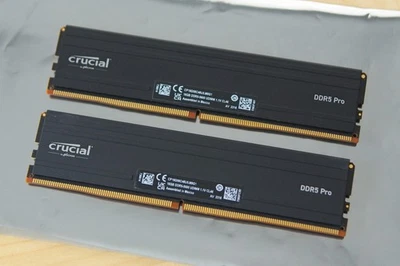 Memoria de escritorio Crucial 32 GB (16 GB x 2) DDR5-5600 1,1 V CL46 CP16G56C46U5 x2 Foto 1 de 2