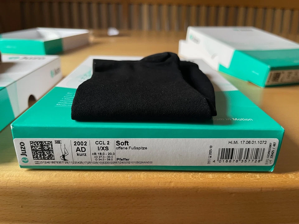 Juzo Kompressionsstrümpfe Soft offene Fußspitze CCL 2 I/XS kurz - Bild 1 von 1