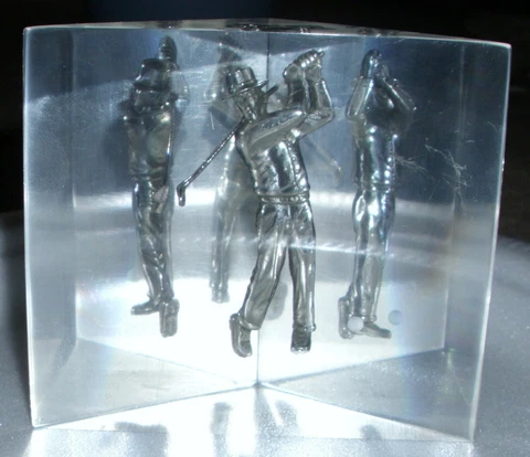 VINTAGE TRI-ANGULAR ACRYLIC SILVER MAN FIGURE SWINGING A GOLF CLUB COOL & RARE Cover