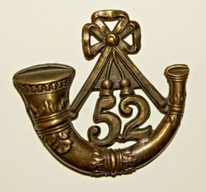 BRITISH MILITARY CAP BADGES, 52nd Oxfordshire Regiment of Foot Light Infantry - Imagen 1 de 2