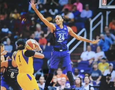DeWanna Bonner signed Phoenix Mercury (Connecticut Sun) 8x10 Photo - Image 1 of 2