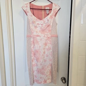 Byron Lars Coral Lace Button Back Sheath Dress Size 8 - Picture 1 of 4