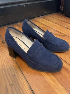 Journee Collection Malleah Loafer Pump 5.5 Wide Navy Fabric - Picture 1 of 6