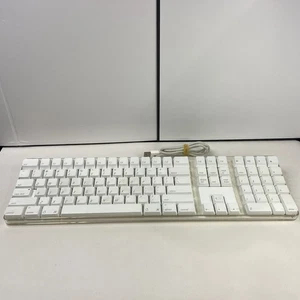 Original Genuine Apple A1048 White USB Wired Mac Keyboard With 2 USB Ports - Picture 1 of 16