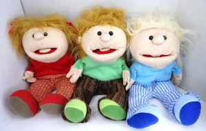 Peluche pupazzi mano corpo intero 3 persone 2 bambine 1 ragazzo 16" bambini bambini - Foto 1 di 7