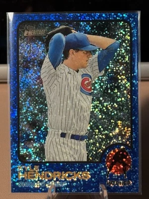 2022 Topps Heritage Kyle Hendricks Blue Sparkle Chrome Refractor #235 Cubs - Image 1 of 2