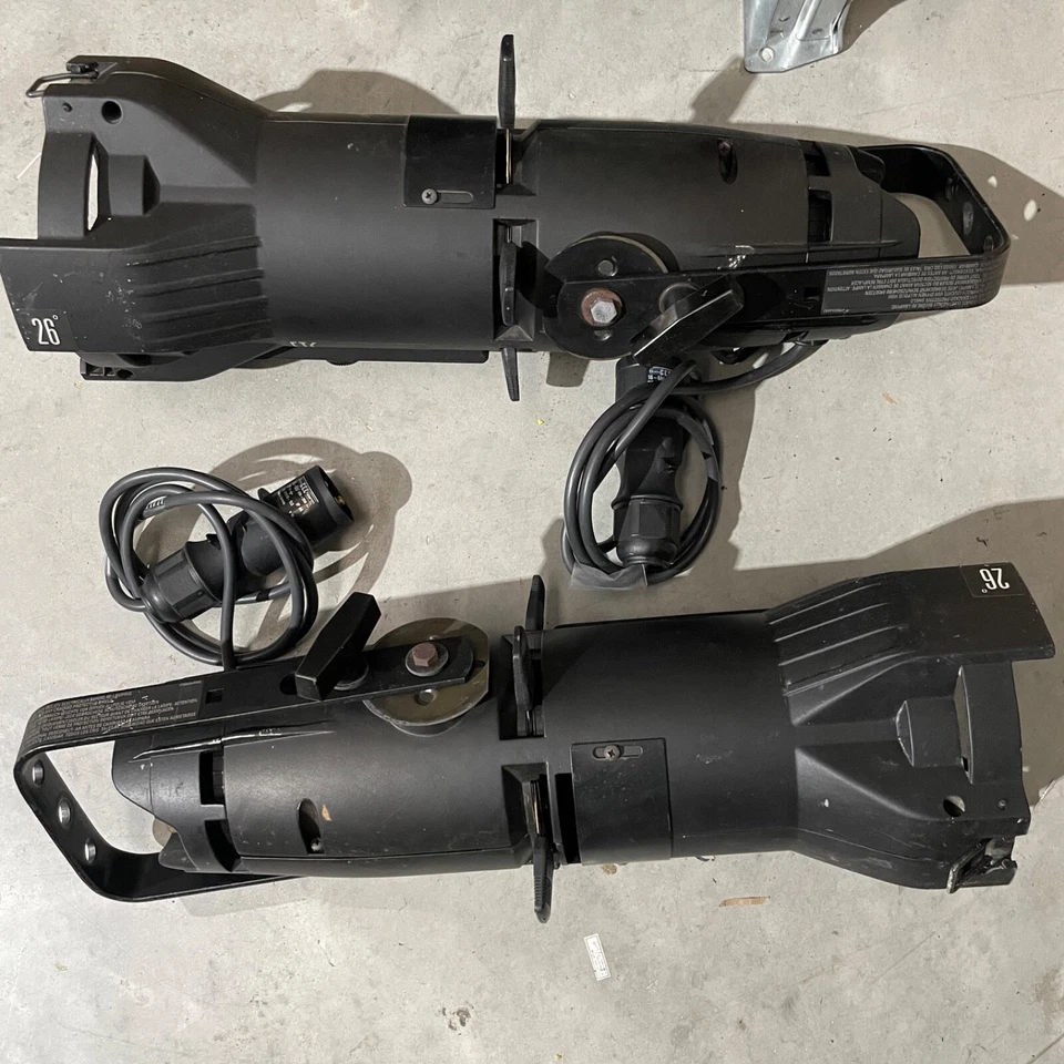 Used ETC 26 Deg Source 4 Junior Profile Theatre Light 575w JNR Stage Lighting - Image 1 of 4