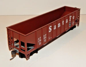 MDC HO #3230 ATSF 3-Bay Rib Side Hopper Kit #178551 Assembld Very Good Pre-Owned - Picture 1 of 7