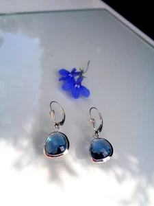 Pendientes de plata con cristal azul en corazón - Imagen 1 de 2