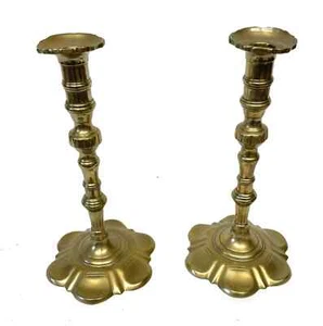 Pair of Antique Petal Base Brass Candlesticks in Style of Queen Ann - Picture 1 of 12