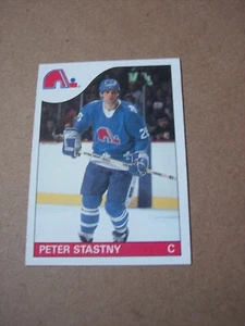 Tarjeta Topps Hockey Peter Stastny 1985-86 #31 casi nueva - Imagen 1 de 2