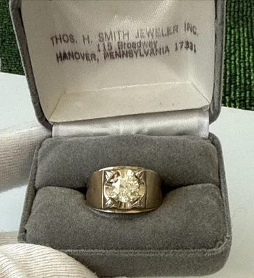 1.7 Carat Old European Cut Mine Nat Diamond 14 K Yellow Gold Signet Ring -Sz:11 - Image 1 of 4