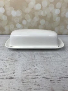 Crate & Barrel White Covered Butter Dish 8x3” Microwave/Dishwasher Safe - Picture 1 of 8