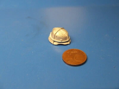 IMPERIAL-MODELLBAU NEU - Deutscher Stahlhelm 6, WK II, RC Panzer Zubehör, Maßstab 1:16
