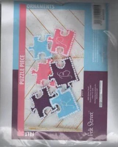 ¡¡¡NUEVO EN PAQUETE!!! JUEGO DE 12 ADORNOS PIEZA ROMPECABEZAS FIELTRO/LENTEJUELAS/CUENTAS - Imagen 1 de 2