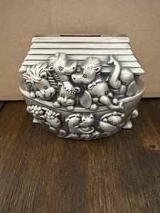 Münzbank Sheridan Zinn Arche Noah Tiere gebürstetes Metall mit Stopfen - Bild 1 von 2