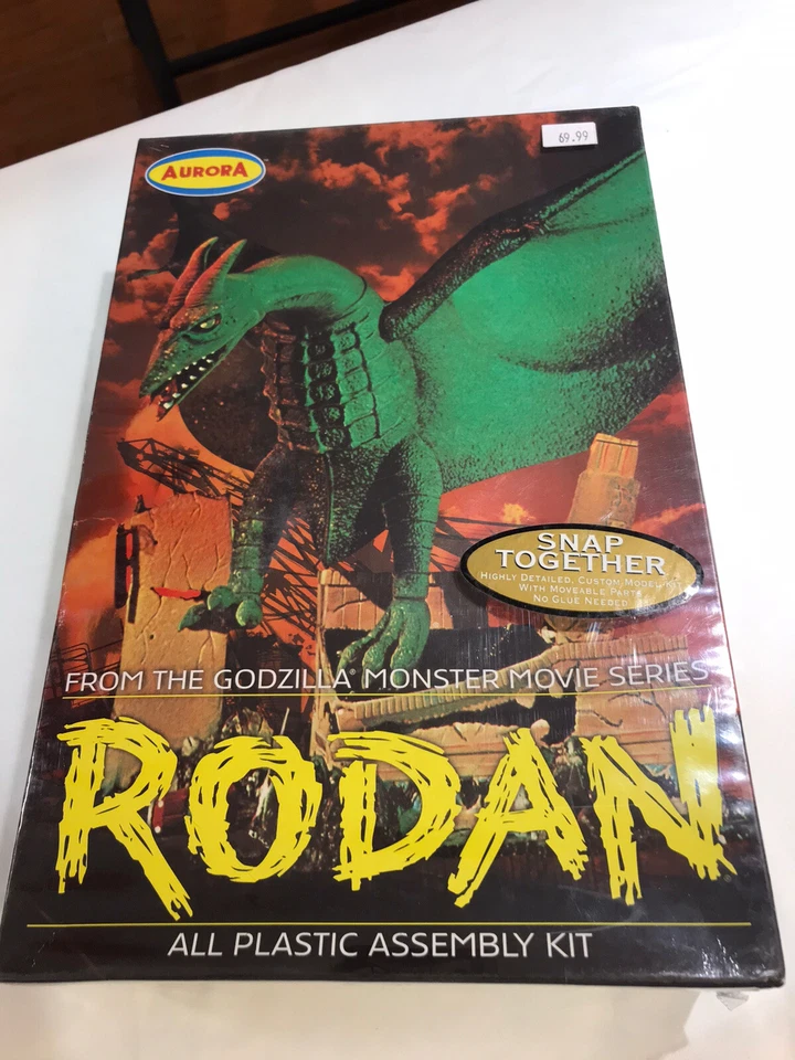 Aurora Rodan Monster Snap Together Plastic Model Kit 6801 2000