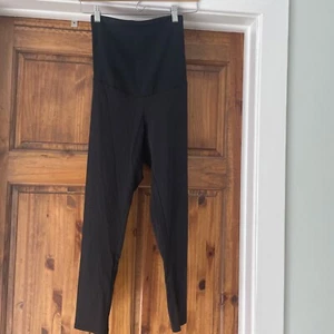 Motherhood Umstandsleggings Schwarz Medium - Bild 1 von 7