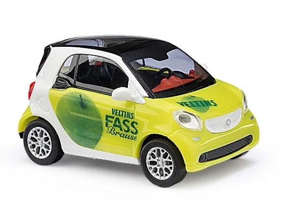 Busch 50714 - 1/87/H0 Smart Fortwo Coupè - Veltins Fassbrause Apfel-Kräuter - Immagine 1 di 1