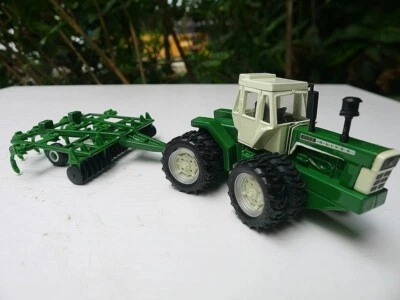1/64 Ertl OLIVER 2655 Tractor W/ Mulch Ripper - Image 1 of 4